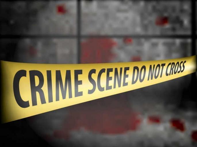 delhi four family member along with children found dead in rohini | हत्या की आत्महत्या? एकाच घरात सापडले 4 जणांचे मृतदेह; पती लटकलेल्या अवस्थेत तर मुलं...; घटनेने खळबळ delhi four family member along with children found dead in rohini | हत्या की आत्महत्या? एकाच घरात सापडले 4 जणांचे मृतदेह; पती लटकलेल्या अवस्थेत तर मुलं...; घटनेने खळबळ