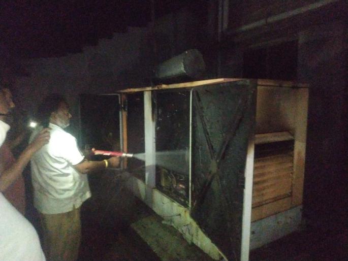 Wani Idea Mobile Tower Generator Lag; Preliminary estimate of loss of Rs four lakh | वणीत आयडिया मोबाईल टॉवरच्या जनरेटर लाग; चार लाखाचे नुकसानीचा प्राथमिक अंदाज Wani Idea Mobile Tower Generator Lag; Preliminary estimate of loss of Rs four lakh | वणीत आयडिया मोबाईल टॉवरच्या जनरेटर लाग; चार लाखाचे नुकसानीचा प्राथमिक अंदाज