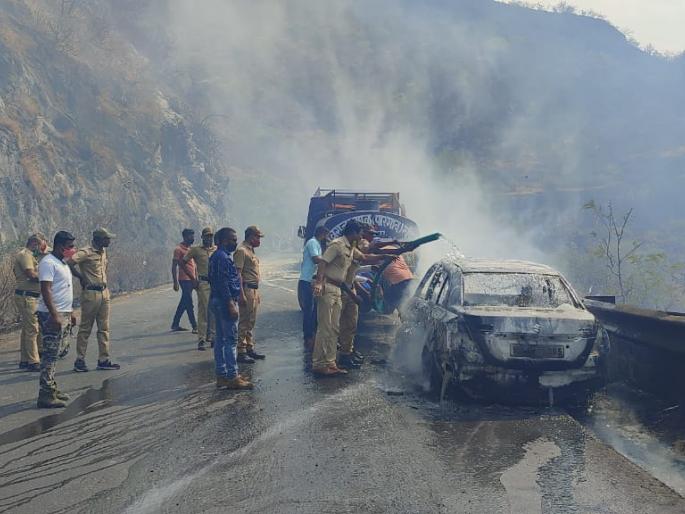 fire at Khambhatki ghat in satara, two vehicles burnt | वणवा डोंगराला, आग वाहनाला...; खंबाटकी घाटात अग्नितांडव, दोन वाहने जळून खाक fire at Khambhatki ghat in satara, two vehicles burnt | वणवा डोंगराला, आग वाहनाला...; खंबाटकी घाटात अग्नितांडव, दोन वाहने जळून खाक