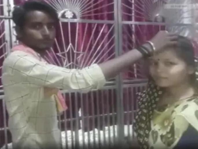 Viral News : After marriage wife fell in love with another man husband arranged wifes marriage with her lover | Viral : तिच्यासाठी काहीपण! लग्नानंतर बायकोचं दुसऱ्या मुलावर प्रेम जडलं; अन् पतीनं स्वतः लावून दिलं लग्न Viral News : After marriage wife fell in love with another man husband arranged wifes marriage with her lover | Viral : तिच्यासाठी काहीपण! लग्नानंतर बायकोचं दुसऱ्या मुलावर प्रेम जडलं; अन् पतीनं स्वतः लावून दिलं लग्न