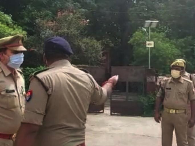Fake post about a girl who broke the piggy bank and helped the PM CARE fund? Know the truth! | पिगी बँक फोडून PM CARE फंडाला मदत करणाऱ्या मुलीबाबत फेक पोस्ट? जाणून घ्या सत्य! Fake post about a girl who broke the piggy bank and helped the PM CARE fund? Know the truth! | पिगी बँक फोडून PM CARE फंडाला मदत करणाऱ्या मुलीबाबत फेक पोस्ट? जाणून घ्या सत्य!