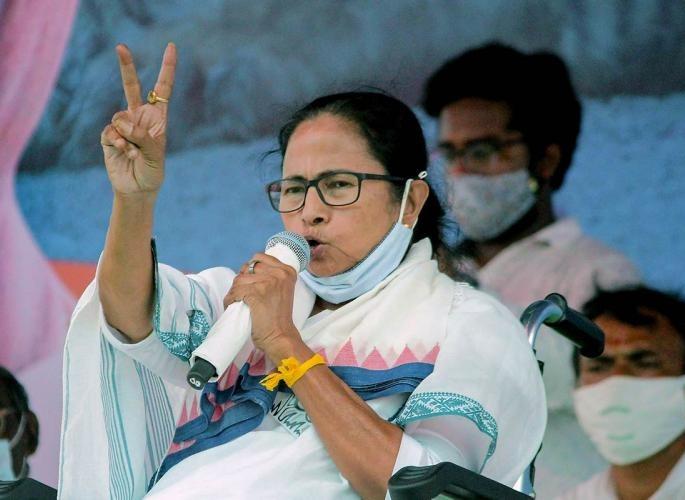 West Bengal Election Result 2021: "BJP can be defeated, They now needs political oxygen", Mamata Banerjee Criticize BJP after victory in West Bengal | West Bengal Election Result 2021 : "भाजपाला पराभूत करता येऊ शकते, भाजपाला आता....’’, बंगालमधील विजयानंतर ममता बॅनर्जींचा टोला West Bengal Election Result 2021: "BJP can be defeated, They now needs political oxygen", Mamata Banerjee Criticize BJP after victory in West Bengal | West Bengal Election Result 2021 : "भाजपाला पराभूत करता येऊ शकते, भाजपाला आता....’’, बंगालमधील विजयानंतर ममता बॅनर्जींचा टोला