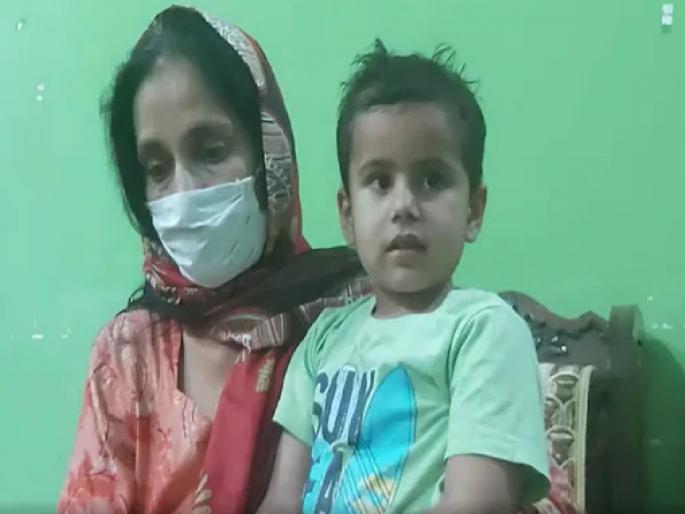 Corona patient Death : Three members of family die of covid-19 in uttar pradesh | हृदयद्रावक! आठ दिवसात कोरोनानं संपूर्ण कुटंबाला घेरलं; हसतं खेळतं कुटुंब बघता बघता नाहीसं झालं Corona patient Death : Three members of family die of covid-19 in uttar pradesh | हृदयद्रावक! आठ दिवसात कोरोनानं संपूर्ण कुटंबाला घेरलं; हसतं खेळतं कुटुंब बघता बघता नाहीसं झालं
