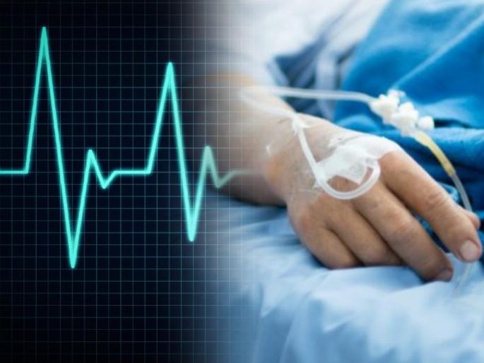 Doctor declared old man dead after one and half hour he was alive | डॉक्टरांनी कोरोना रुग्णाला मृत घोषित केलं; बाबांसाठी लेक दीड तास रडली, नंतर घडलं असं काही.... Doctor declared old man dead after one and half hour he was alive | डॉक्टरांनी कोरोना रुग्णाला मृत घोषित केलं; बाबांसाठी लेक दीड तास रडली, नंतर घडलं असं काही....