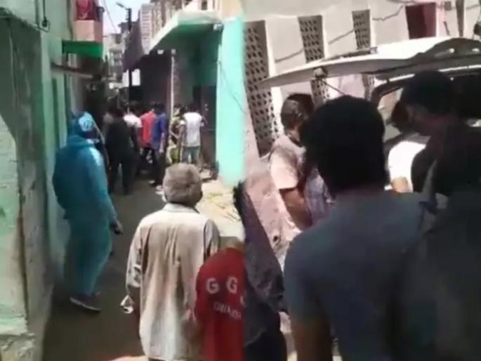 Dead corona patient started breathing on bier after doctor declare death family again returnhospital | कोरोनामुळे एका व्यक्तीचा २ वेळा मृत्यू; तिरडीवर ठेवताच श्वास घेऊ लागला, मग त्याच एम्ब्यूलेंसनं रुग्णालय गाठलं