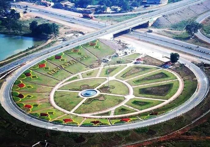 Coronavirus: Chhattisgarh government suspends all constructions from Raj Bhavan to CM's residence | Coronavirus: वाढत्या कोरोनामुळे राजभवनापासून, मुख्यमंत्र्यांच्या निवास्थानापर्यंत सर्व बांधकामांना स्थगिती, या सरकारचा मोठा निर्णय  Coronavirus: Chhattisgarh government suspends all constructions from Raj Bhavan to CM's residence | Coronavirus: वाढत्या कोरोनामुळे राजभवनापासून, मुख्यमंत्र्यांच्या निवास्थानापर्यंत सर्व बांधकामांना स्थगिती, या सरकारचा मोठा निर्णय