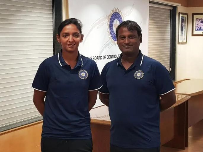 Once shown the door, Ramesh Powar reappointed as India Women head coach | एकदा दाखवण्यात आला होता बाहेरचा रस्ता, त्याच रमेश पोवारची पुन्हा मुख्य प्रशिक्षकपदी नियुक्ती!