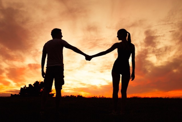 The girlfriend of a young man who called on the Chief Minister to stop his girlfriend's marriage came forward and said ... | गर्लफ्रेंडचं लग्न थांबवण्यासाठी मुख्यमंत्र्यांना साद घालणाऱ्या तरुणाची ती गर्लफ्रेंड आली समोर, म्हणाली... The girlfriend of a young man who called on the Chief Minister to stop his girlfriend's marriage came forward and said ... | गर्लफ्रेंडचं लग्न थांबवण्यासाठी मुख्यमंत्र्यांना साद घालणाऱ्या तरुणाची ती गर्लफ्रेंड आली समोर, म्हणाली...