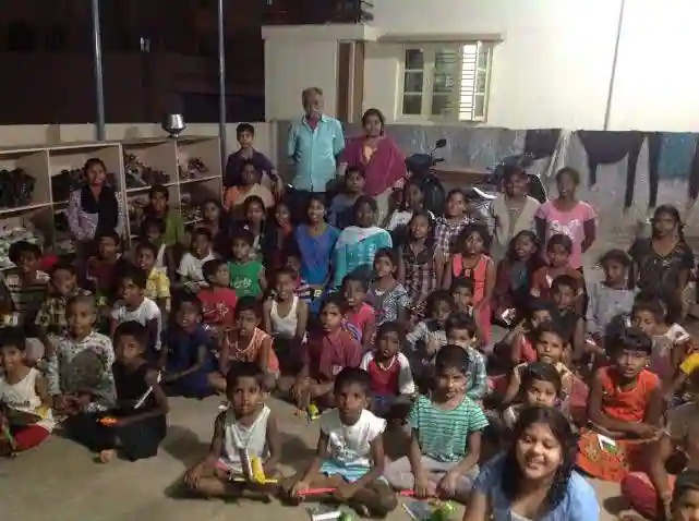 From now on, those who do not have any support will be able to stay in the orphanage till the age of 23 | यापुढे २३ व्या वर्षापर्यंत अनाथालयात राहता येणार, आधार नसलेल्यांना मिळेल माेठा दिलासा From now on, those who do not have any support will be able to stay in the orphanage till the age of 23 | यापुढे २३ व्या वर्षापर्यंत अनाथालयात राहता येणार, आधार नसलेल्यांना मिळेल माेठा दिलासा