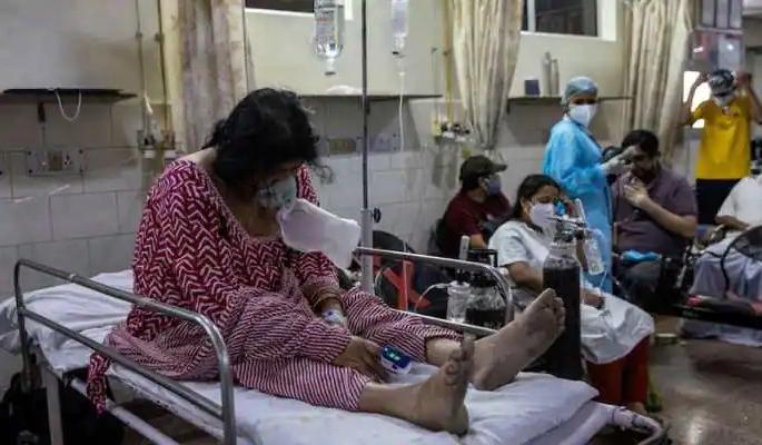 Mucormycosis: Now black fungus surrounds Delhi | Mucormycosis: आता काळ्या बुरशीने दिल्लीला घेरले, ५५० रुग्णांची नोंद; २५० रुग्ण दवाखान्यात भरती