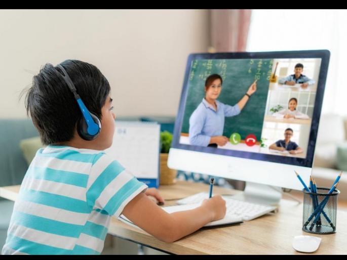 The students performed admirably during the lockdown, winning 27 national and international competitions throughout the year | लॉकडाऊनच्या काळात विद्यार्थ्यांनी केली कौतुकास्पद कामगिरी, वर्षभरात जिंकल्या 27 राष्ट्रीय आणि आंतरराष्ट्रीय स्पर्धा The students performed admirably during the lockdown, winning 27 national and international competitions throughout the year | लॉकडाऊनच्या काळात विद्यार्थ्यांनी केली कौतुकास्पद कामगिरी, वर्षभरात जिंकल्या 27 राष्ट्रीय आणि आंतरराष्ट्रीय स्पर्धा