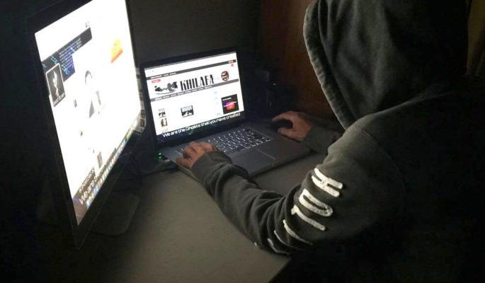 Talibani terrorist supporter arrested; Follow on social media | तालिबानी अतिरेक्यांच्या समर्थकाला अटक; सोशल मिडियावर करत होता फॉलो Talibani terrorist supporter arrested; Follow on social media | तालिबानी अतिरेक्यांच्या समर्थकाला अटक; सोशल मिडियावर करत होता फॉलो