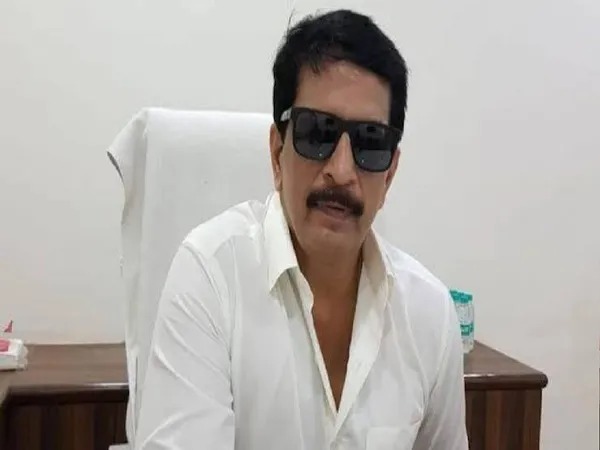 Antilia Bomb Scare: Encounter specialist Pradip Sharma finally arrested by NIA | Antilia Bomb Scare : अखेर एनआयएकडून एन्काऊंटर स्पेशालिस्ट प्रदीप शर्मा यांना अटक Antilia Bomb Scare: Encounter specialist Pradip Sharma finally arrested by NIA | Antilia Bomb Scare : अखेर एनआयएकडून एन्काऊंटर स्पेशालिस्ट प्रदीप शर्मा यांना अटक
