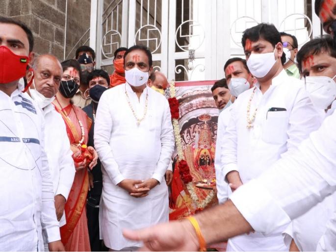 If their 'self-determination' lasts till the end, then Sena-NCP together: Jayant Patil | 'त्यांचा' स्वबळाग्रह 'शेवटपर्यंत' टिकला तर सेना-राष्ट्रवादी एकत्र : जयंत पाटील If their 'self-determination' lasts till the end, then Sena-NCP together: Jayant Patil | 'त्यांचा' स्वबळाग्रह 'शेवटपर्यंत' टिकला तर सेना-राष्ट्रवादी एकत्र : जयंत पाटील