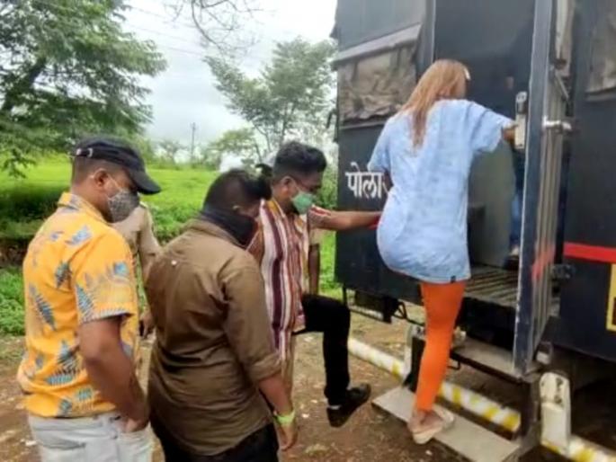 Rave party actress Heena Panchal and 24 others remanded in judicial custody | रेव्ह पार्टीत सामील झालेल्या अभिनेत्री हीना पांचाळसह २४ संशयितांच्या न्यायालयीन कोठडीत वाढ Rave party actress Heena Panchal and 24 others remanded in judicial custody | रेव्ह पार्टीत सामील झालेल्या अभिनेत्री हीना पांचाळसह २४ संशयितांच्या न्यायालयीन कोठडीत वाढ