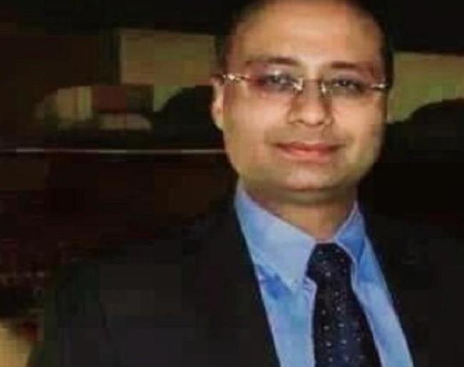 A death after falling from the third floor while fleeing in fear of a german shepherd dog | कुत्र्याला घाबरून पळ काढताना तिसऱ्या मजल्यावरून पडून एकाचा मृत्यू