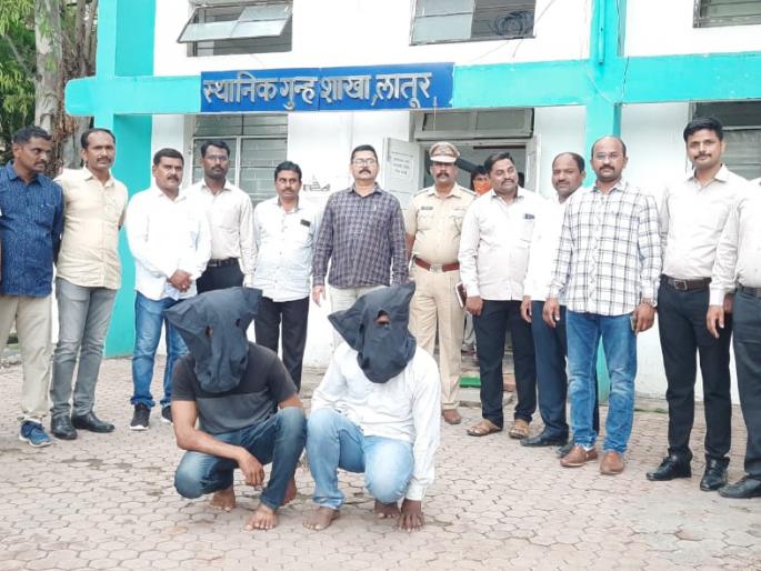 Crushed by a stone from a quarrel; Explain the murder of a driver in Mukhed taluka | बाचाबाचीतून दगडाने ठेचले; मुखेड तालुक्यातील वाहन चालकाच्या खुनाचा उलगडा Crushed by a stone from a quarrel; Explain the murder of a driver in Mukhed taluka | बाचाबाचीतून दगडाने ठेचले; मुखेड तालुक्यातील वाहन चालकाच्या खुनाचा उलगडा