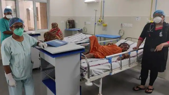 bhagalpur hospital no injection no machine black fungus patients yearning for treatment | धक्कादायक! ना इंजेक्शन, ना ऑपरेशनसाठी मशीन; उपचारासाठी तडफडताहेत Black Fungus चे रुग्ण