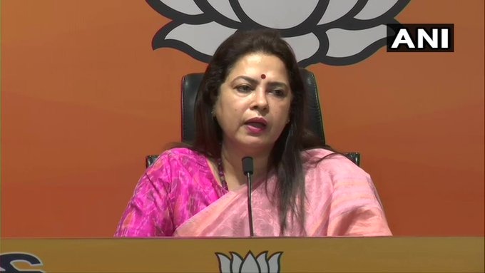 Controversial statement of Union Minister Meenakshi Lekhi regarding agitating farmers, said, "They are not farmers, they are hooligans" | आंदोलनकर्त्या शेतकऱ्यांबाबत केंद्रीय मंत्री मीनाक्षी लेखींचे वादग्रस्त विधान, म्हणाल्या, "हे शेतकरी नव्हेत तर..."