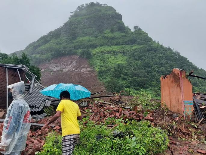 ... and the whole village was buried under a mound of mud, The Senior Citizen who survived the Taliye tragedy narrated a frightening experience | Taliye Landslide: ...आणि अख्खा गाव मातीच्या ढिगाऱ्याखाली गाडला गेला, तळीये दुर्घटनेत बचावलेल्या आजोबांनी कथन केला भयाण अनुभव ... and the whole village was buried under a mound of mud, The Senior Citizen who survived the Taliye tragedy narrated a frightening experience | Taliye Landslide: ...आणि अख्खा गाव मातीच्या ढिगाऱ्याखाली गाडला गेला, तळीये दुर्घटनेत बचावलेल्या आजोबांनी कथन केला भयाण अनुभव