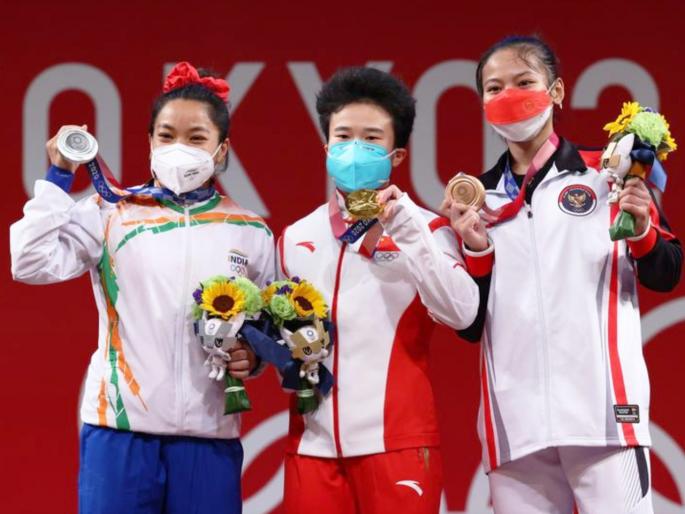 Tokyo Olympics: Weightlifter Hou to be tested by anti-doping authorities, silver medallist Mirabai Chanu stands chance to get medal upgrade | Tokyo Olympics: मीराबाई चानूला मिळू शकतं 'सुवर्ण'पदक; चीनच्या गोल्ड मेडलिस्ट वेटलिफ्टरची डोपिंग चाचणी!