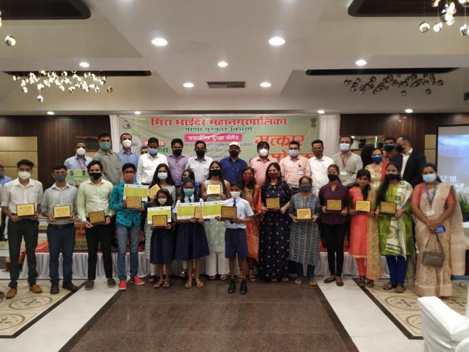 municipal corporation honors Safai Mitra under Safai Mitra Suraksha Challenge campaign | ‘सफाई मित्र, सुरक्षा चॅलेंज’ अभियानाअंतर्गत ‘सफाई मित्रांचा’ महापालिकेकडून सन्मान municipal corporation honors Safai Mitra under Safai Mitra Suraksha Challenge campaign | ‘सफाई मित्र, सुरक्षा चॅलेंज’ अभियानाअंतर्गत ‘सफाई मित्रांचा’ महापालिकेकडून सन्मान