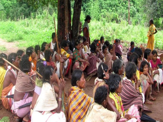 Whose throat is the 20% commission of Khawati? Two thousand counted for goods of sixteen hundred rupees | खावटीचे २०% कमिशन कुणाच्या घशात? सोळाशे रुपयांच्या वस्तूंसाठी मोजलेत दोन हजार