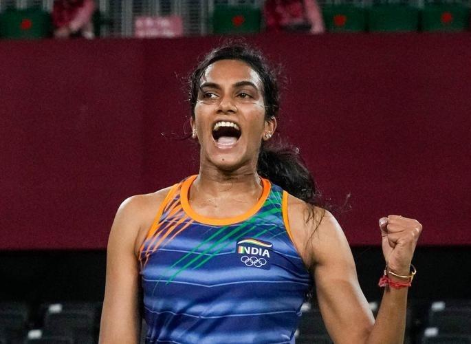 Tokyo Olympics: Sindhu makes history, Won second Olympic medal | Tokyo Olympics: सिंधूने रचला इतिहास, दुसरे ऑलिम्पिक पदक; चीनच्या बिंग जियाओला नमवत पटकावले कांस्य Tokyo Olympics: Sindhu makes history, Won second Olympic medal | Tokyo Olympics: सिंधूने रचला इतिहास, दुसरे ऑलिम्पिक पदक; चीनच्या बिंग जियाओला नमवत पटकावले कांस्य