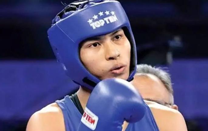 Tokyo Olympics: Lovelina Borgohain fought, but lost; Satisfaction with the bronze medal | Tokyo Olympics: लवलिनाचं 'सोनेरी' स्वप्न भंगलं, पण 'ब्राँझ'वर नाव कोरलं; उपांत्य फेरीत विश्वविजेत्या बॉक्सरकडून पराभव Tokyo Olympics: Lovelina Borgohain fought, but lost; Satisfaction with the bronze medal | Tokyo Olympics: लवलिनाचं 'सोनेरी' स्वप्न भंगलं, पण 'ब्राँझ'वर नाव कोरलं; उपांत्य फेरीत विश्वविजेत्या बॉक्सरकडून पराभव