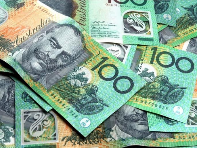 The stranger picked up the phone; Women became billionaires, a happy event in Australia | अनोळखी फोन उचलला; महिला झाली कोट्यधीश, ऑस्ट्रेलियातील सुखद घटना The stranger picked up the phone; Women became billionaires, a happy event in Australia | अनोळखी फोन उचलला; महिला झाली कोट्यधीश, ऑस्ट्रेलियातील सुखद घटना