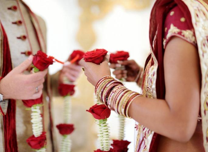 Interfaith marriages are not recognized in Sharia, the role of the Muslim Personal Law Board | आंतरधर्मीय विवाह शरियतला नाहीत मान्य, मुस्लीम पर्सनल लॉ बोर्डाची भूमिका Interfaith marriages are not recognized in Sharia, the role of the Muslim Personal Law Board | आंतरधर्मीय विवाह शरियतला नाहीत मान्य, मुस्लीम पर्सनल लॉ बोर्डाची भूमिका