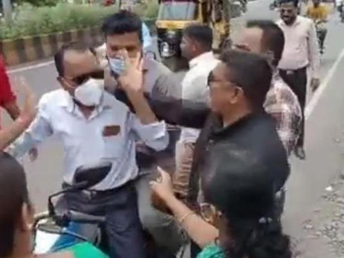 Obscene behavior under the pretext of measuring the dress, Lesson taught by MNS activists | ड्रेसचे माप घेण्याच्या बहाण्याने करायचा अश्लिल चाळे, मनसैनिकांनी असा शिकवला धडा Obscene behavior under the pretext of measuring the dress, Lesson taught by MNS activists | ड्रेसचे माप घेण्याच्या बहाण्याने करायचा अश्लिल चाळे, मनसैनिकांनी असा शिकवला धडा