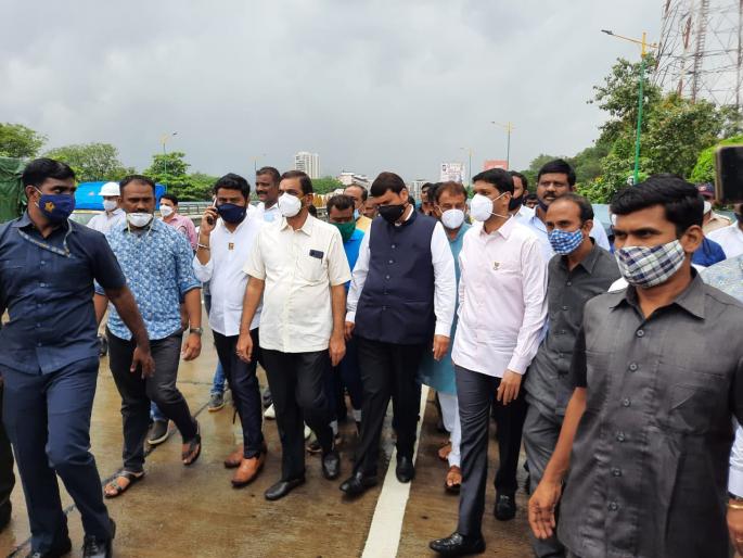 Devendra Fadnavis lashes out at Thackeray government over ongoing confusion over schools | शाळांबाबत सुरू असलेल्या गोंधळावरून फडणवीसांचा ठाकरे सरकारवर घणाघात, म्हणाले... Devendra Fadnavis lashes out at Thackeray government over ongoing confusion over schools | शाळांबाबत सुरू असलेल्या गोंधळावरून फडणवीसांचा ठाकरे सरकारवर घणाघात, म्हणाले...