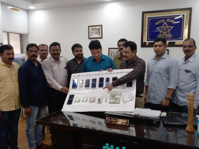 Four arrested for pickpocketers during Jana Arshivad Yatra; All the four accused are from Malegaon | जनआर्शिवाद यात्रेत हात सफाई करणारे चारजण अटकेत; चारही आरोपी मालेगावचे Four arrested for pickpocketers during Jana Arshivad Yatra; All the four accused are from Malegaon | जनआर्शिवाद यात्रेत हात सफाई करणारे चारजण अटकेत; चारही आरोपी मालेगावचे