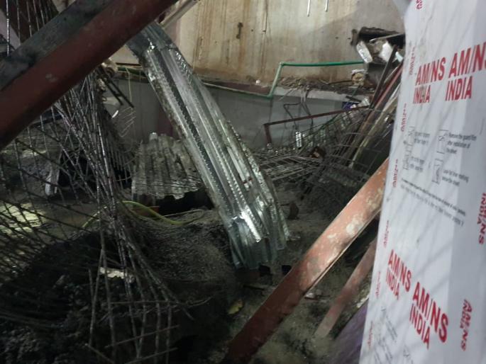 Slab collapse kills two workers; Five workers seriously injured | स्लॅब कोसळून दोन कामगारांचा मृत्यू; पाच कामगार गंभीर जखमी Slab collapse kills two workers; Five workers seriously injured | स्लॅब कोसळून दोन कामगारांचा मृत्यू; पाच कामगार गंभीर जखमी