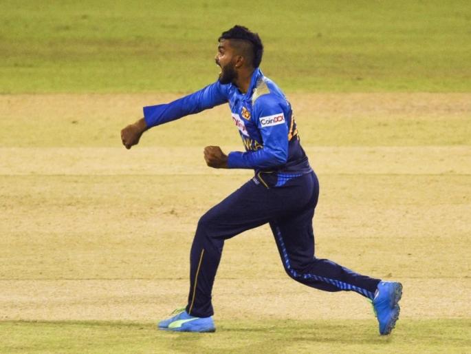 Wanindu Hasaranga replaced Adam Zampa in RCB for the rescheduled IPL, Mike Hesson will be the head coach of RCB  | IPL 2021 : मोठी घोषणा; टीम इंडियाच्या फलंदाजांची भंबेरी उडवणारा गोलंदाज RCB कडून खेळणार, प्रशिक्षकही बदलले!