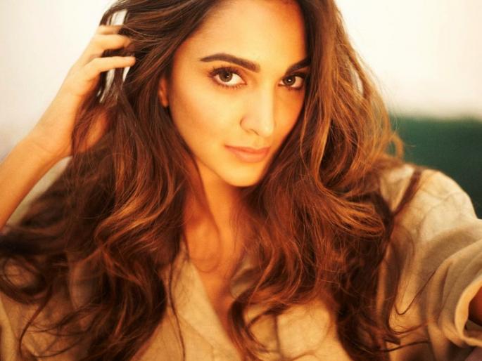 Kiara Advani underwent plastic surgery to look beautiful? She made a big revelation about this | कियारा आडवाणीने सुंदर दिसण्यासाठी केली प्लास्टिक सर्जरी? याबाबत तिने केला मोठा खुलासा