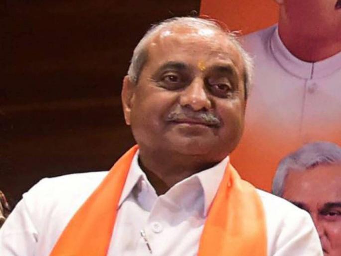 Gujarat Deputy CM Nitin Patel Says, "As long as there is a Hindu majority, the constitution, secularism and law will survive in India" | Nitin Patel: "जोपर्यंत हिंदू बहुसंख्याक, तोपर्यंतच भारतात घटना, धर्मनिरपेक्षता, कायदा टिकून राहील’’, गुजरातच्या उपमुख्यमंत्र्यांचे वादग्रस्त विधान  Gujarat Deputy CM Nitin Patel Says, "As long as there is a Hindu majority, the constitution, secularism and law will survive in India" | Nitin Patel: "जोपर्यंत हिंदू बहुसंख्याक, तोपर्यंतच भारतात घटना, धर्मनिरपेक्षता, कायदा टिकून राहील’’, गुजरातच्या उपमुख्यमंत्र्यांचे वादग्रस्त विधान