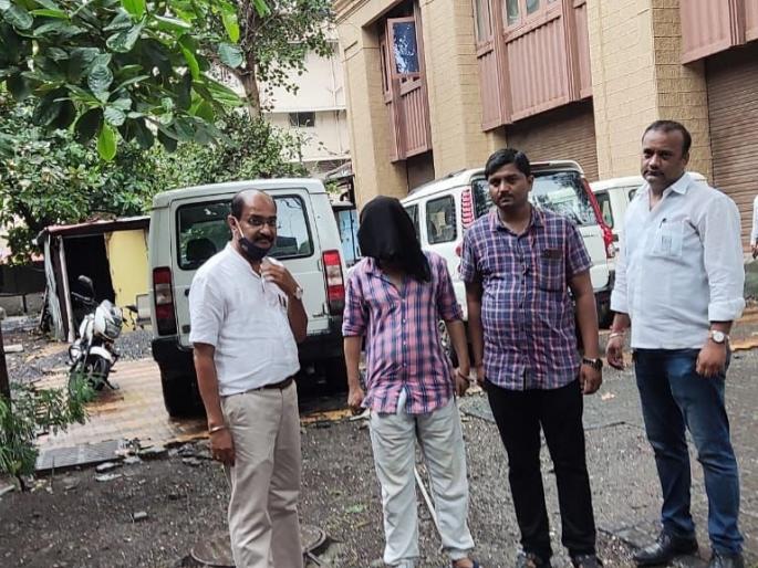 Drugs: Man arrested for supplying hashish to Bollywood actors | Drugs : बॉलिवूड कलाकारांना चरसचा पुरवठा करणाऱ्याला अटक Drugs: Man arrested for supplying hashish to Bollywood actors | Drugs : बॉलिवूड कलाकारांना चरसचा पुरवठा करणाऱ्याला अटक