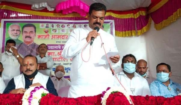 kapil patil criticized thackeray government has no funds for the development of Kalyan West | ठाकरे सरकारकडे कल्याण पश्चिमेच्या विकासासाठी निधी नाही; कपिल पाटील यांनी साधला निशाणा kapil patil criticized thackeray government has no funds for the development of Kalyan West | ठाकरे सरकारकडे कल्याण पश्चिमेच्या विकासासाठी निधी नाही; कपिल पाटील यांनी साधला निशाणा