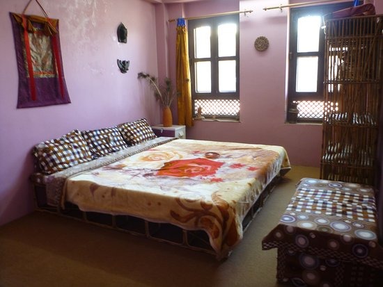 After sexual intercourse, the young woman died due to excessive bleeding; Incident in Bhopal | लग्नापूर्वी शारीरिक संबंध ठेवणं महागात पडलं; तरुणीचा मृत्यू झाला, भोपाळमधील घटना After sexual intercourse, the young woman died due to excessive bleeding; Incident in Bhopal | लग्नापूर्वी शारीरिक संबंध ठेवणं महागात पडलं; तरुणीचा मृत्यू झाला, भोपाळमधील घटना