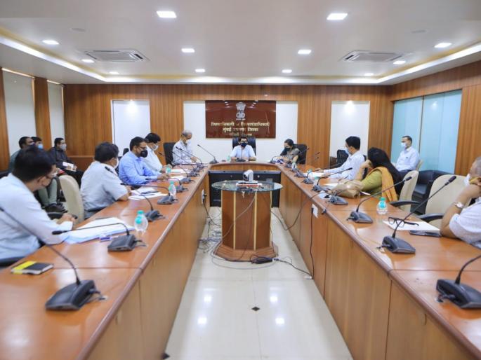 Suburban Guardian Minister Aditya Thackeray took stock of Covid prevention measures | कोविड प्रतिबंधक उपाययोजनांचा उपनगर पालकमंत्री आदित्य ठाकरे यांनी घेतला आढावा   Suburban Guardian Minister Aditya Thackeray took stock of Covid prevention measures | कोविड प्रतिबंधक उपाययोजनांचा उपनगर पालकमंत्री आदित्य ठाकरे यांनी घेतला आढावा