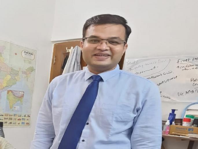 The son of a mechanic became a collector; Kishore Kumar Devarwade of Ambajogai's success with UPS | मेकॅनिकचा मुलगा बनला जिल्हाधिकारी; अंबाजोगाईच्या किशोरकुमार देवरवाडेचे युपीएससीत यश The son of a mechanic became a collector; Kishore Kumar Devarwade of Ambajogai's success with UPS | मेकॅनिकचा मुलगा बनला जिल्हाधिकारी; अंबाजोगाईच्या किशोरकुमार देवरवाडेचे युपीएससीत यश