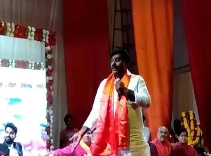 rameshwar sharma bjp mla statement saying jodhabai and akbar wedding was not love marriage | "जोधाबाई-अकबर यांच्यात प्रेम होतं का?, सत्तेसाठी मुलीला पणाला लावले"; भाजपा नेत्याचं वादग्रस्त विधान rameshwar sharma bjp mla statement saying jodhabai and akbar wedding was not love marriage | "जोधाबाई-अकबर यांच्यात प्रेम होतं का?, सत्तेसाठी मुलीला पणाला लावले"; भाजपा नेत्याचं वादग्रस्त विधान