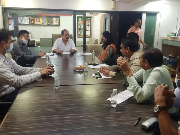 mla ailani reviews illegal construction in Ulhasnagar | उल्हासनगरातील अवैध बांधकामाचा आमदार आयलानी यांनी घेतला आढावा, कारवाई कधी? mla ailani reviews illegal construction in Ulhasnagar | उल्हासनगरातील अवैध बांधकामाचा आमदार आयलानी यांनी घेतला आढावा, कारवाई कधी?