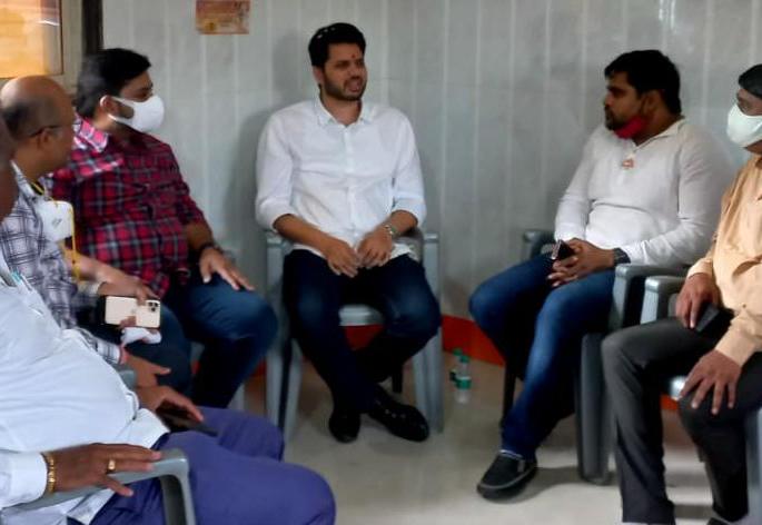 'People know who is working', reply from Varun Sardesai to Amit Thackeray | 'कोण काम करतंय, हे लोकांना माहीत आहे', वरुण सरदेसाई यांच्याकडून अमित ठाकरेंना प्रत्युत्तर 'People know who is working', reply from Varun Sardesai to Amit Thackeray | 'कोण काम करतंय, हे लोकांना माहीत आहे', वरुण सरदेसाई यांच्याकडून अमित ठाकरेंना प्रत्युत्तर