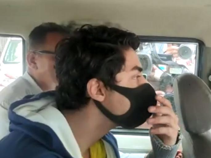 Aryan Khan will have to get out of jail tonight; Hearing on interim bail application tomorrow | आर्यन खानसह इतर आरोपींना १४ दिवसांची न्यायालयीन कोठडी; पण तुरुंगाऐवजी रहावं लागणार एनसीबी कार्यालयात