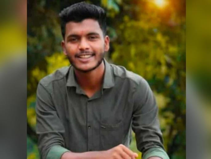 A heart-wrenching cry! Accidental death of a two-wheeler returning to the village after seeing Dandiya | हृदय पिळवटणारा आक्रोश! दांडीया पाहून गावी परतणाऱ्या दुचाकीस्वाराचा अपघाती मृत्यू A heart-wrenching cry! Accidental death of a two-wheeler returning to the village after seeing Dandiya | हृदय पिळवटणारा आक्रोश! दांडीया पाहून गावी परतणाऱ्या दुचाकीस्वाराचा अपघाती मृत्यू