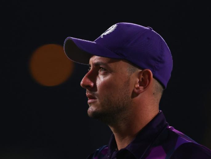 Chris Greaves was Amazon's delivery partner few months ago and yesterday night he won Man Of The Match award for Scotland in the T20 World Cup  | T20 World Cup, Chris Greaves : 'डिलिव्हरी बॉय'चं काम करणाऱ्या ख्रिस ग्रेव्हेसनं बांगलादेशला नमवलं; स्कॉटलंडला सहज जिंकवलं!