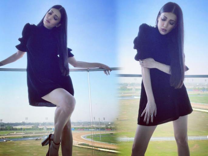 Shruti Haassan being trolled for her shorter clothes look, viewers says if feeling cold then wear full clothes | थंडीच्या दिवसात पूर्ण कपडे घालत जा,शॉर्ट ड्रेसमध्ये श्रुती हसनला पाहून चाहते करतायेत ट्रोल Shruti Haassan being trolled for her shorter clothes look, viewers says if feeling cold then wear full clothes | थंडीच्या दिवसात पूर्ण कपडे घालत जा,शॉर्ट ड्रेसमध्ये श्रुती हसनला पाहून चाहते करतायेत ट्रोल